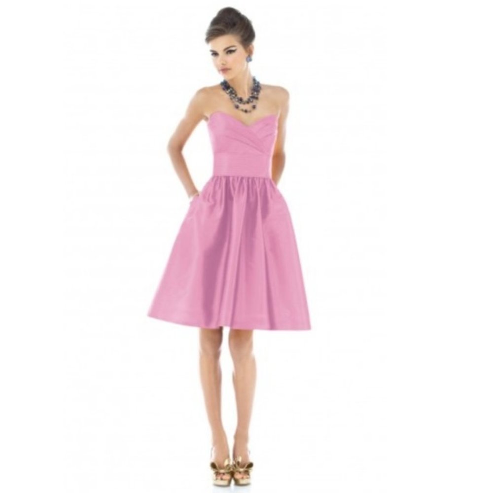 NWT - Pink Cocktail Dress w/ Pockets Size 4